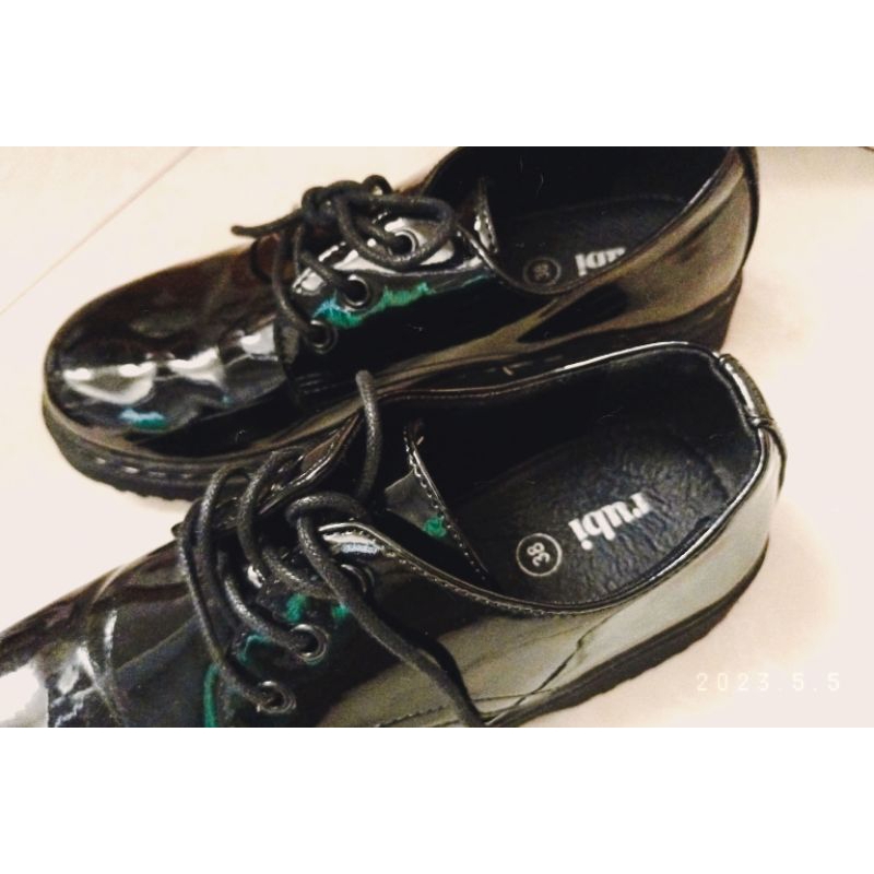 Preloved Sepatu Rubi