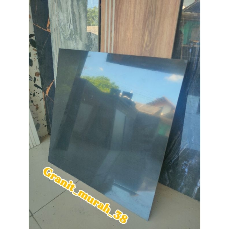 Granit/Lantai/Dinding 60x60 tekstur glossy merk Granito