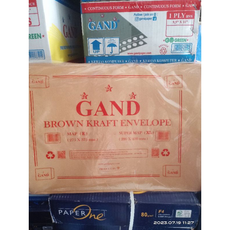 

amplop coklat super map 290 x 400 mm 1 pack gand