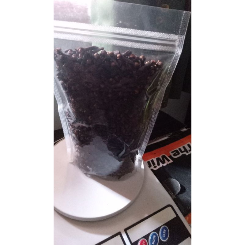 

cengkeh kering lokal