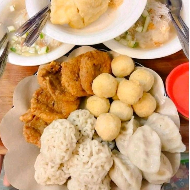 

PEMPEK CAMPUR 35PCX PEMPEK IKAN ASLI KHAS PALEMBANG FREE CUKA