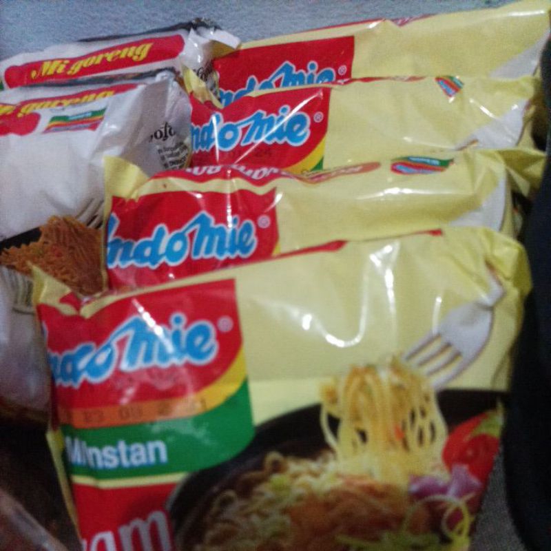 

indomie ayam bawang