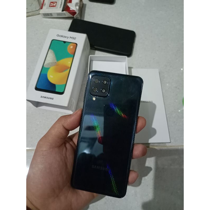 samsung m32 6/128gb