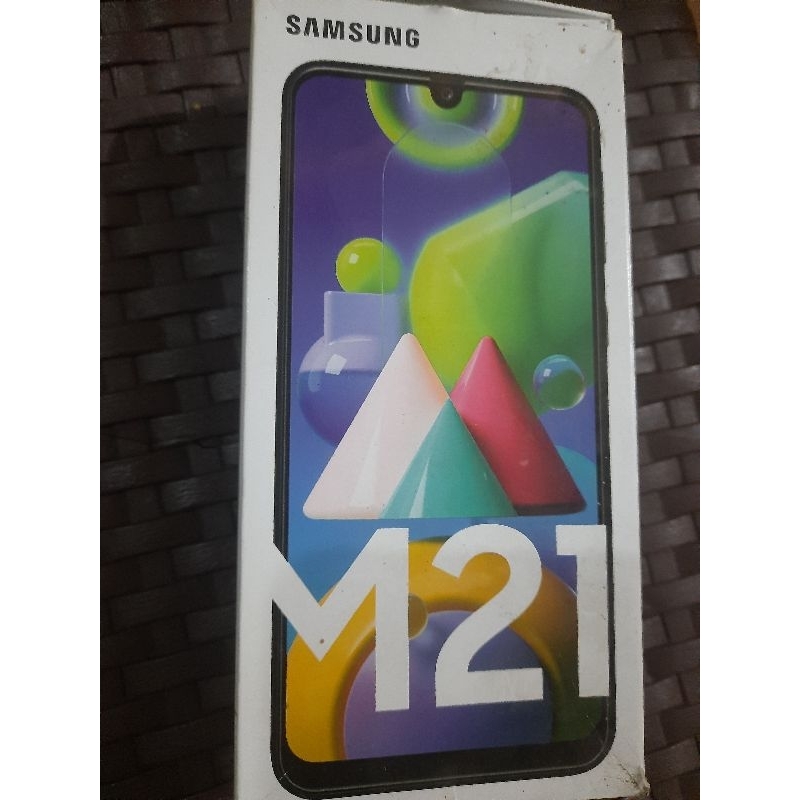 samsung M21 second.