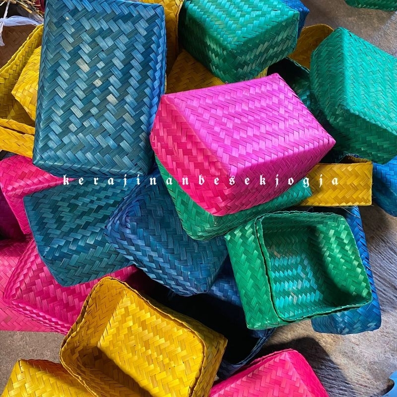 BESEK WARNA dan  MIKA WARNA 20X30 | besek bambu besek persegi panjang besek murah besek hantaran ham
