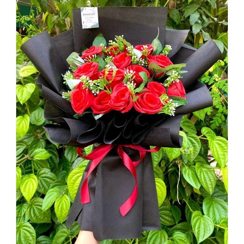 BUKET BUNGA MAWAR KUNCUP MERAH MEWAH PREMIUM / BUKET BUNGA MEWAH / BUKET BUNGA MENARIK / BUKET BUNGA