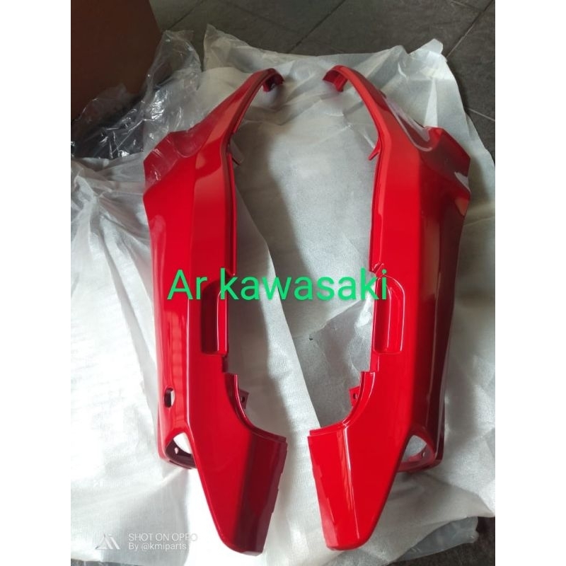 body belakang Kawasaki Kaze r new merah original
