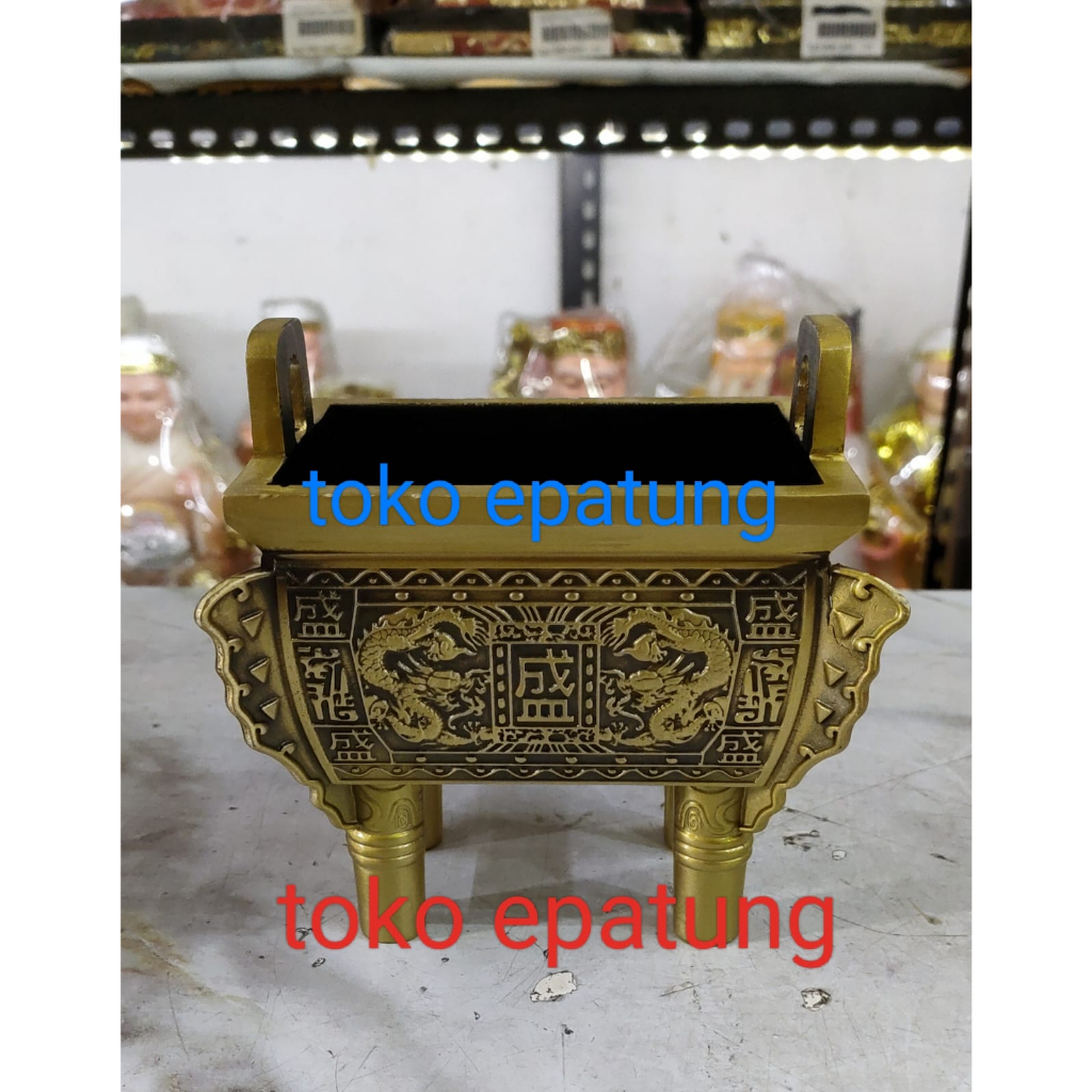 hio lo / hiolo kotak - kuningan - 12 x 10  x t. 12 cm