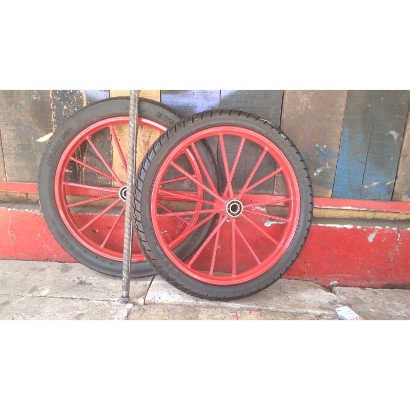 Roda gerobak Ring 17 ruji 8 palang 16 satu set as roda