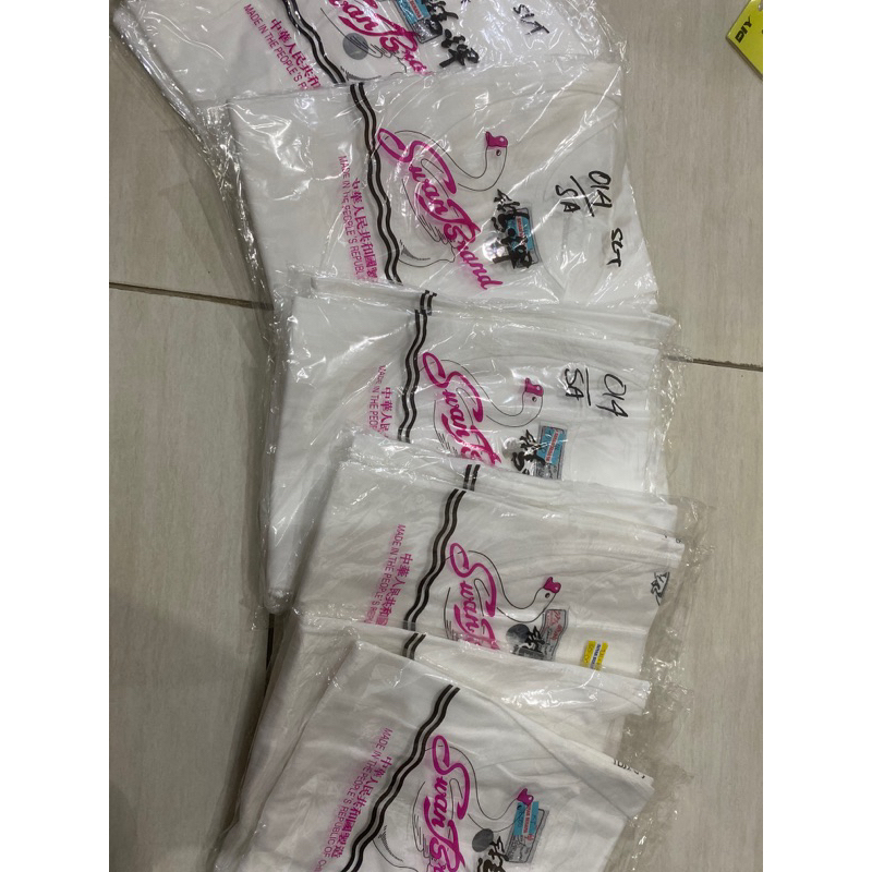 Kaos Singlet Swan Brand