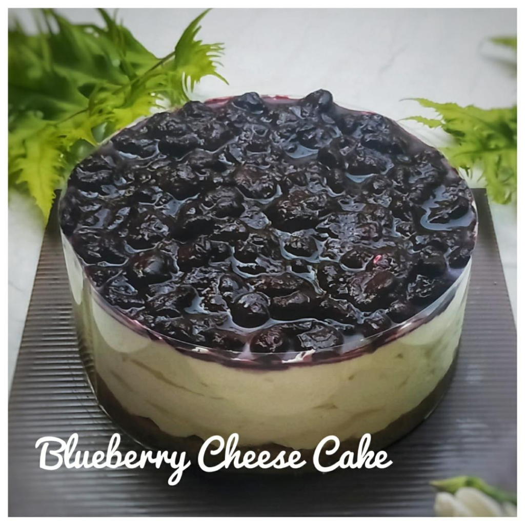 

BLUEBERRY CHEESECAKE KETO DEBM BIRTHDAY CAKE 15CM