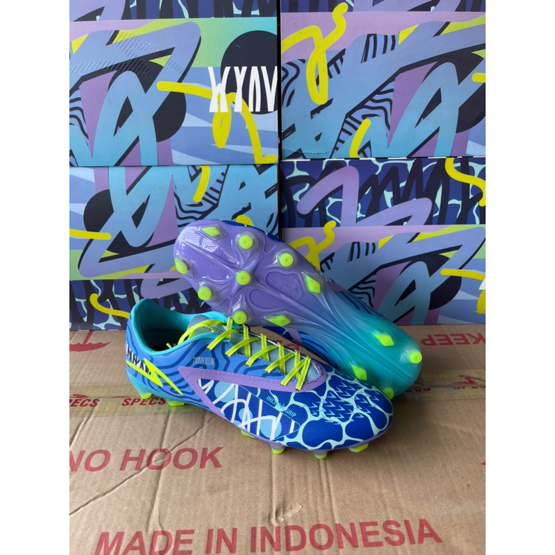 SEPATU BOLA REACTO BLITZ