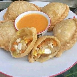 

pastel isi bihun telur sayur (10pcs) enakkkk