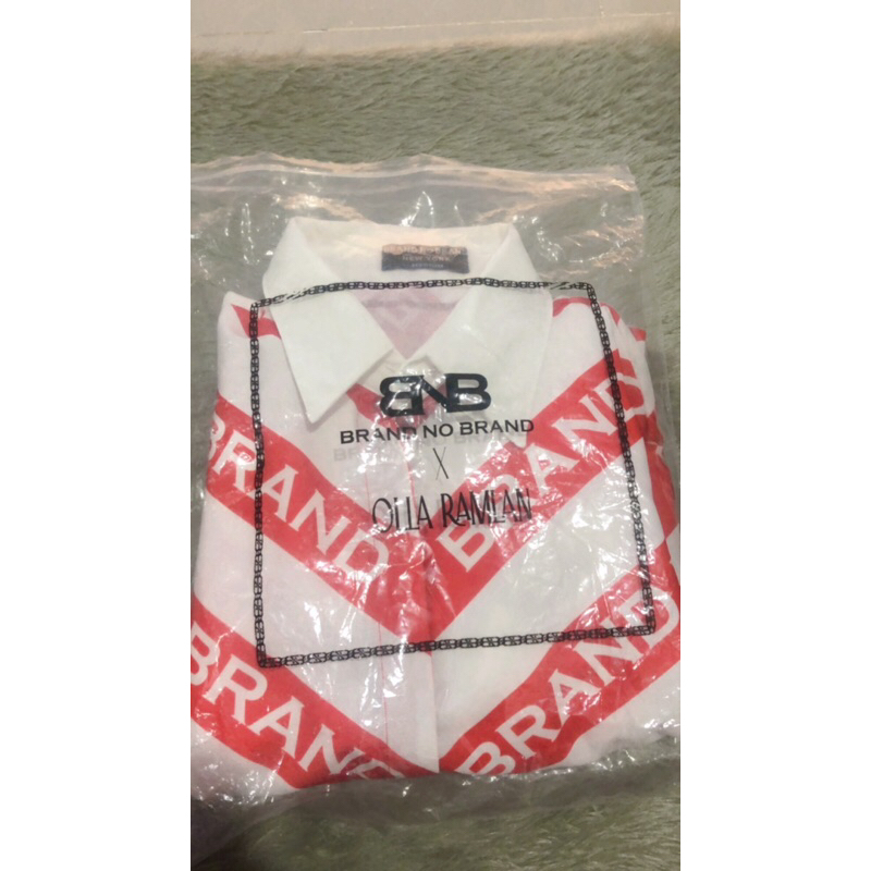 preloved baju brand no brand / kemeja BNB Arrow Top