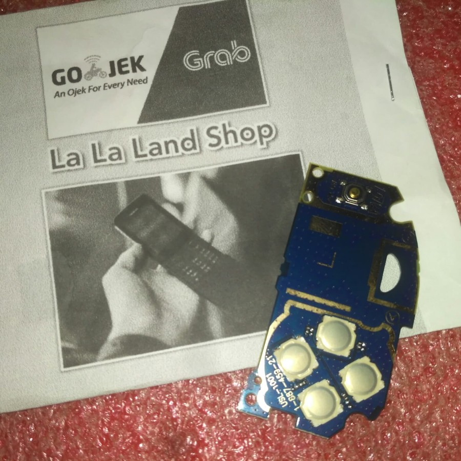 Board Plat Bagian Kiri Tombol Navigasi Home PS Vita Slim (PCH-2000)