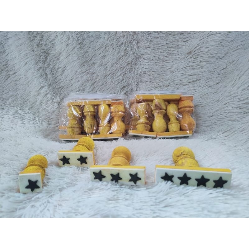 

Stempel bintang kayu
