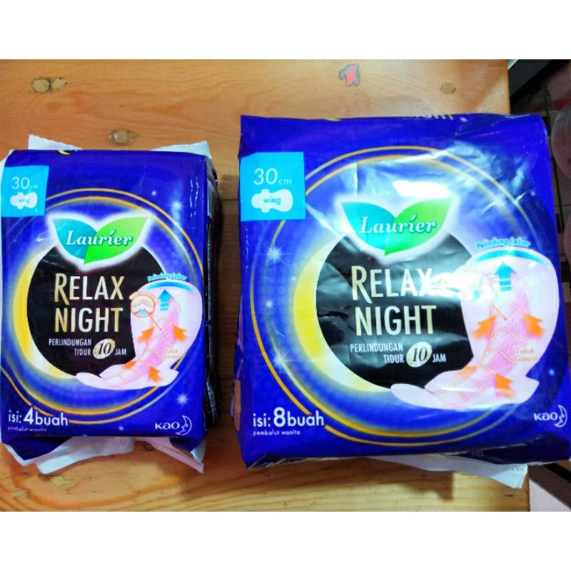 Laurier Relax Night 30cm Wing isi 8Pcs - 4Pcs