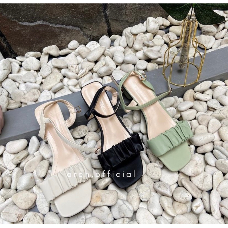 Diane Wedges / Heels wanita / Sepatu korea wanita / Sepatu hak wanita / Sandal Korea