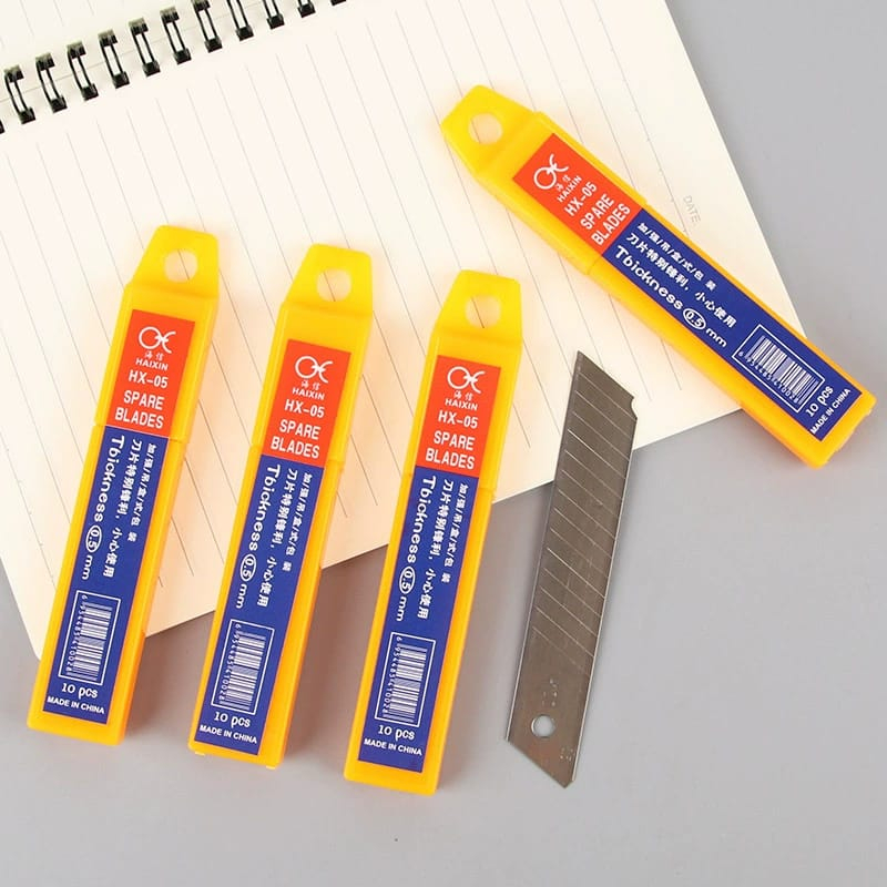 

Isi Cutter Besar/Refil Pisau Cutter Besar Isi 10pcs A-100 Panjang 18cm