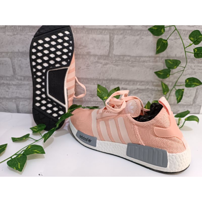 Sepatu adidas import/sneakers adidas import/sepatu lari adidas/sepatu adidas wanita/sepatu adidas mu