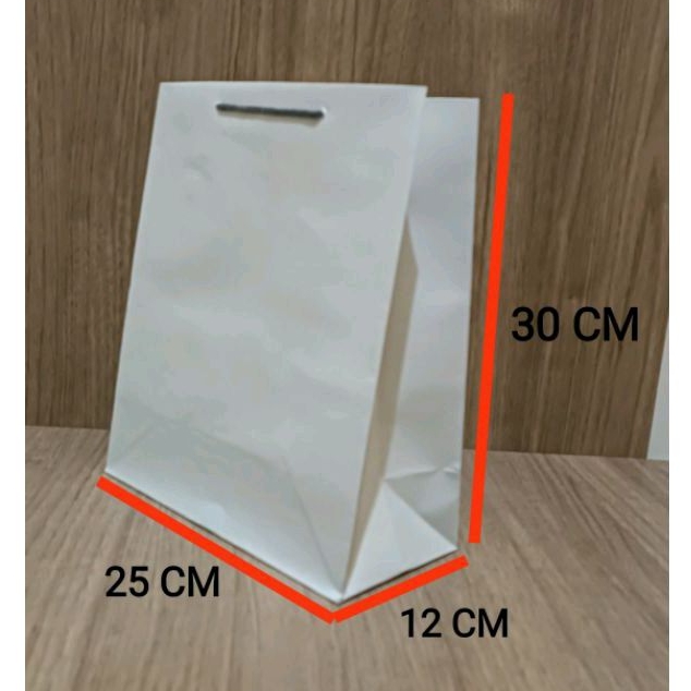 

Paperbag Putih Polos Pigora size 25 x 12 x 30 ( P x L x T) Tas Murah, Tas Kertas, Tas Polos, Tas Souvenir