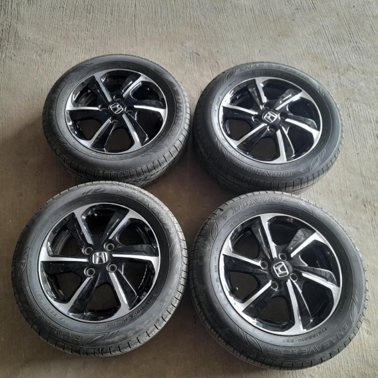 Velg Bekas Mobil Honda Brio Ring 14 Ban 175 65 R14 Dunlop 2023