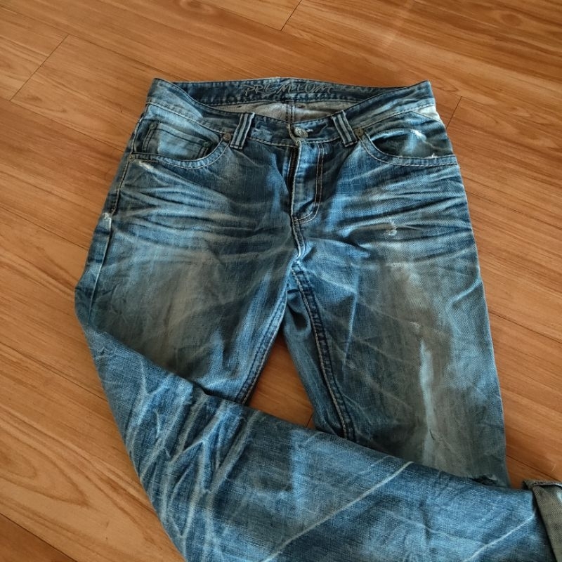 Celana Jeans / Denim Fading Reguler Fit Second