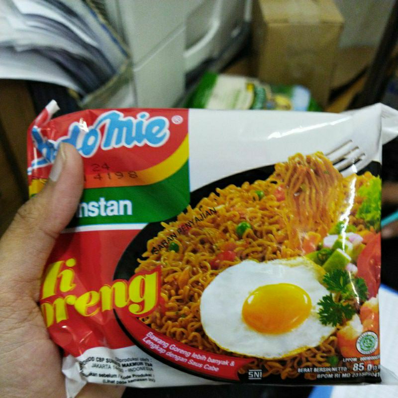 

indomie goreng mie instan