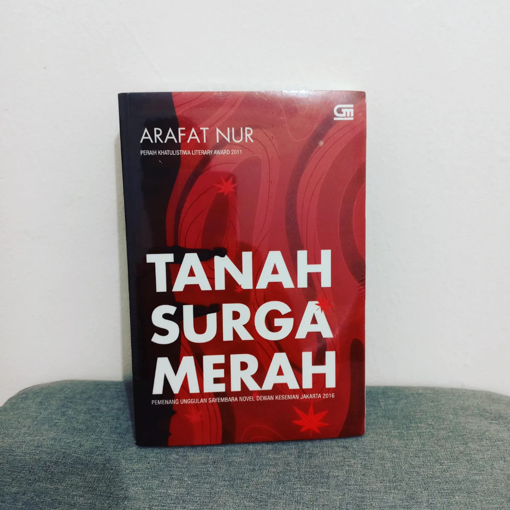 Tanah Surga Merah - Arafat Nur