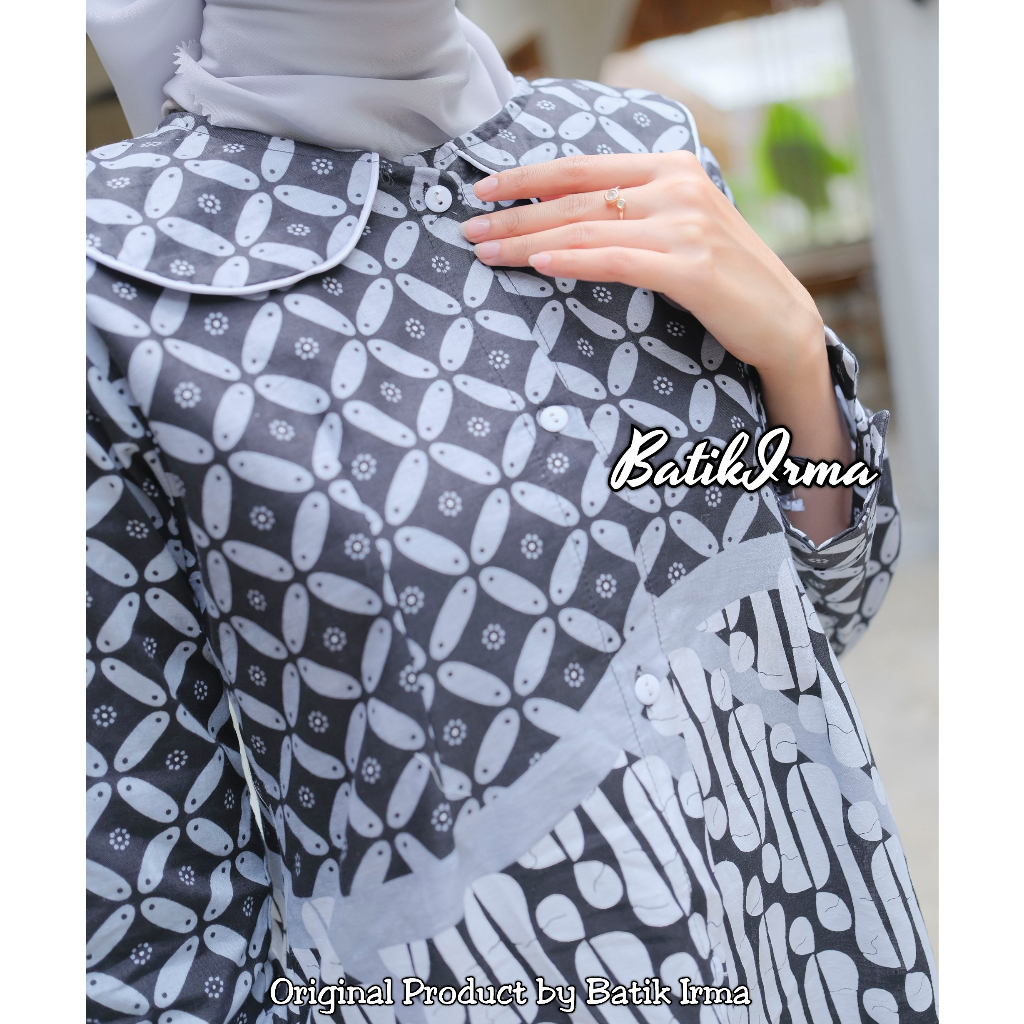 Batik wanita modern baju batik wanita kancing depan motif ParangKawung by batik irma