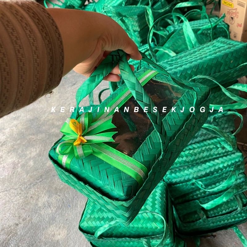 BESEK JINJING WARNA MIKA PITA / besek cantik besek makanan besek panjang besek jinjing tas besek jog