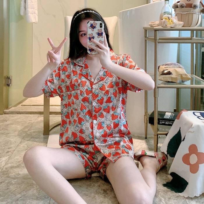 baju tidur dewasa/baju tidur satin/baju tidur motif micky/baju tidur wanita/baju tidur /pajamas/Baju