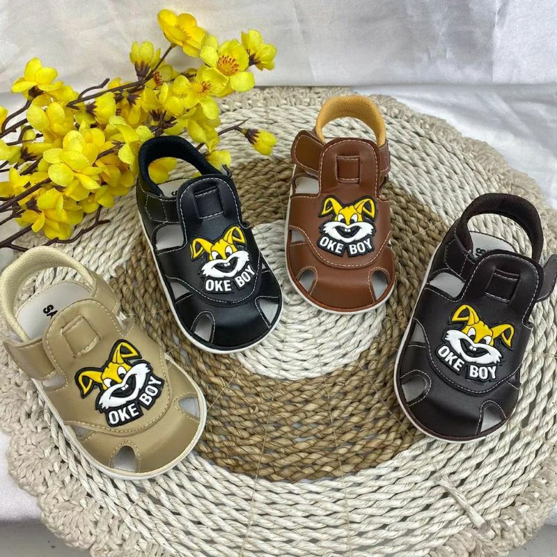 Sepatu sendal knip  laki - laki 1 2 3 tahun BA01