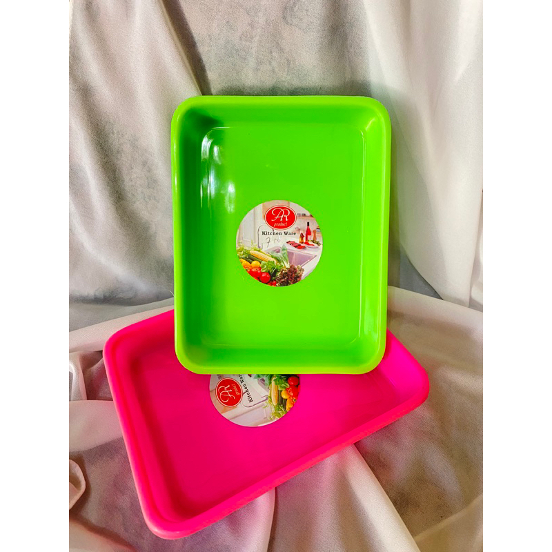 nampan plastik kecil