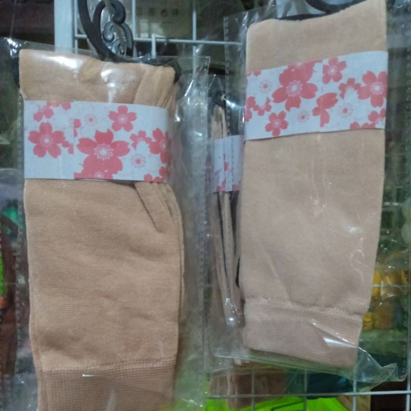 Kaos kaki ukuran L Mundjari Grosir Cilacap Kawunganten Jateng