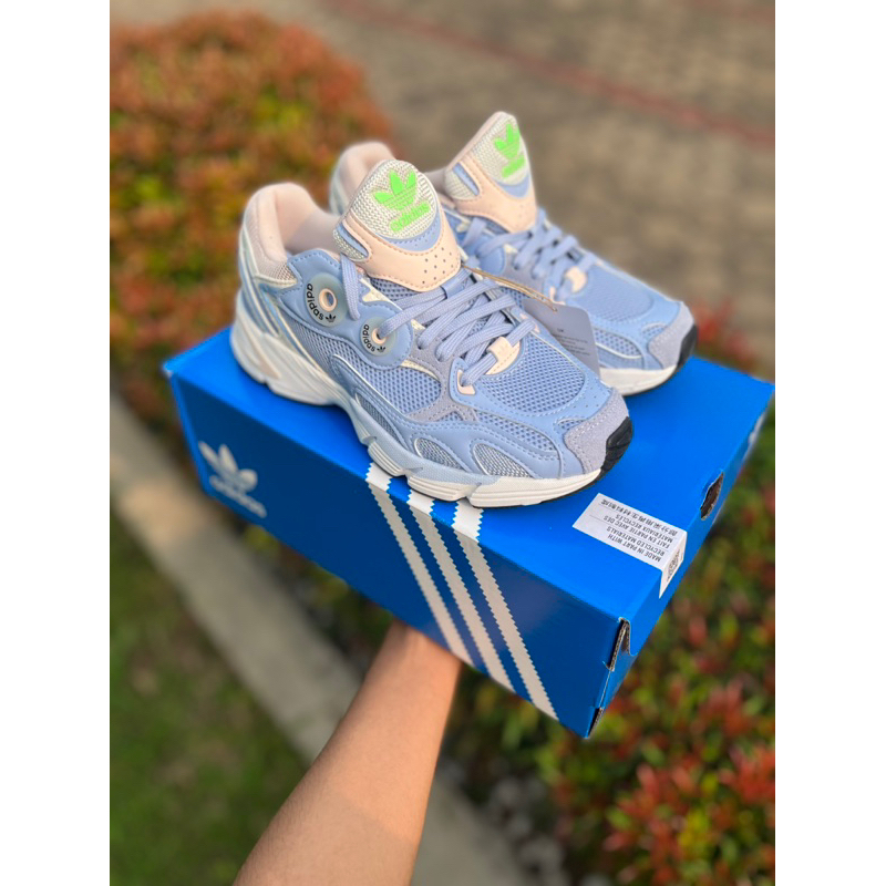 Sale 40% adidas ORIGINALS Astir Shoes Jennie Blackpink - Blue Size 36.7 37.3