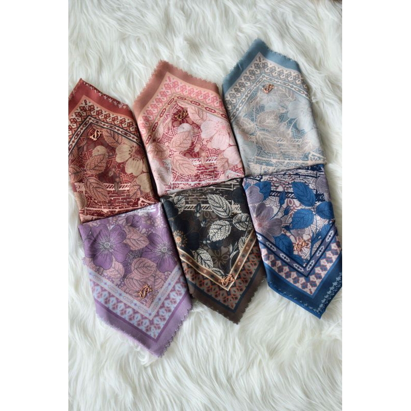 BRITISH SIGNATURE HIJAB