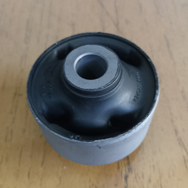 BUSHING LOWER ARM BESAR BUSHING KAPAK KAPAK DEPAN BESAR KIA PRIDE  Limited