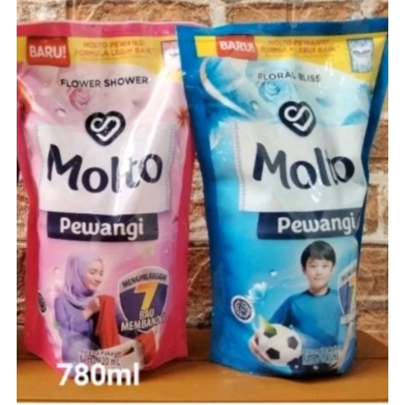 Molto Pewangi 780ml
