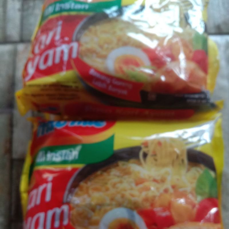 

Indomie Mie Instan kari Ayam isi 5 pcs