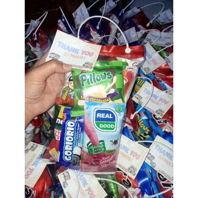 

Paket snack murah/snack ultah/snack pitonan/snack tedhak siten