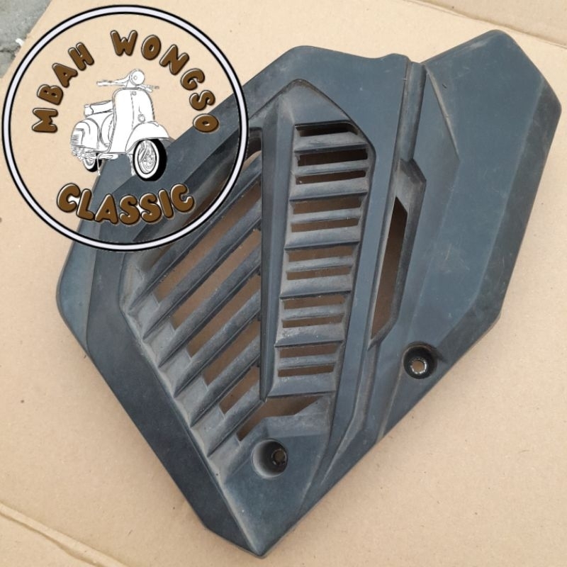 COVER DEPAN DUDUKAN RADIATOR VARIO 125 VARIO 150 ALL NEW VARIO 125 ALL NEW VARIO 150 ORIGINAL