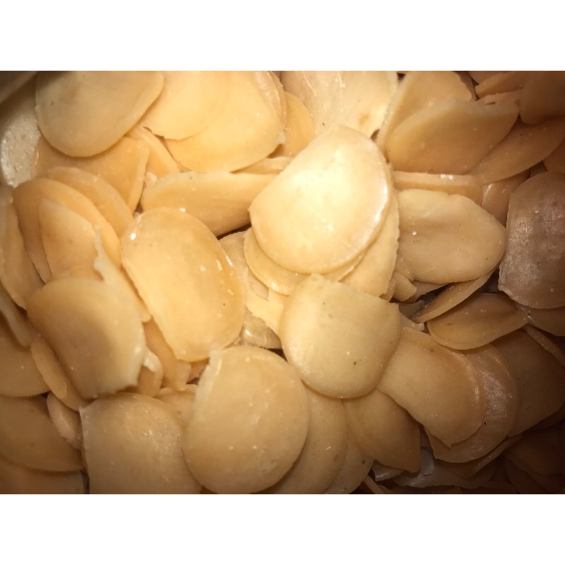 

KRUPUK MENTAH BULAT DAN BUNGA
