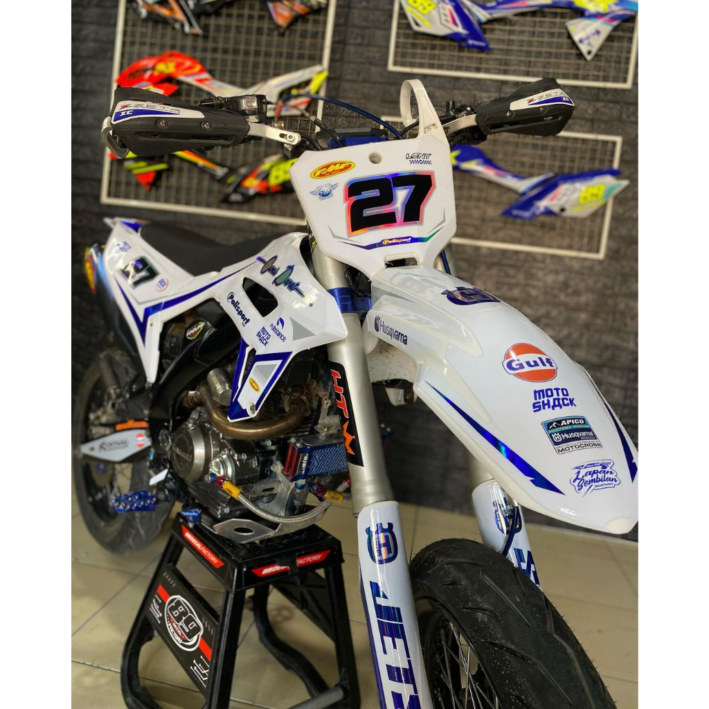 Decal CRF 150l fullbody decal crf putih