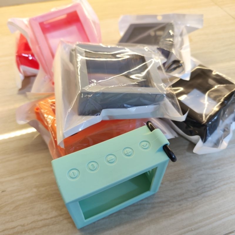 Case Jbl Go 1 / Casing Jbl Go 1 Silikon Pelindung Body Box Speaker JBL GO 1 Gererasi Pertama