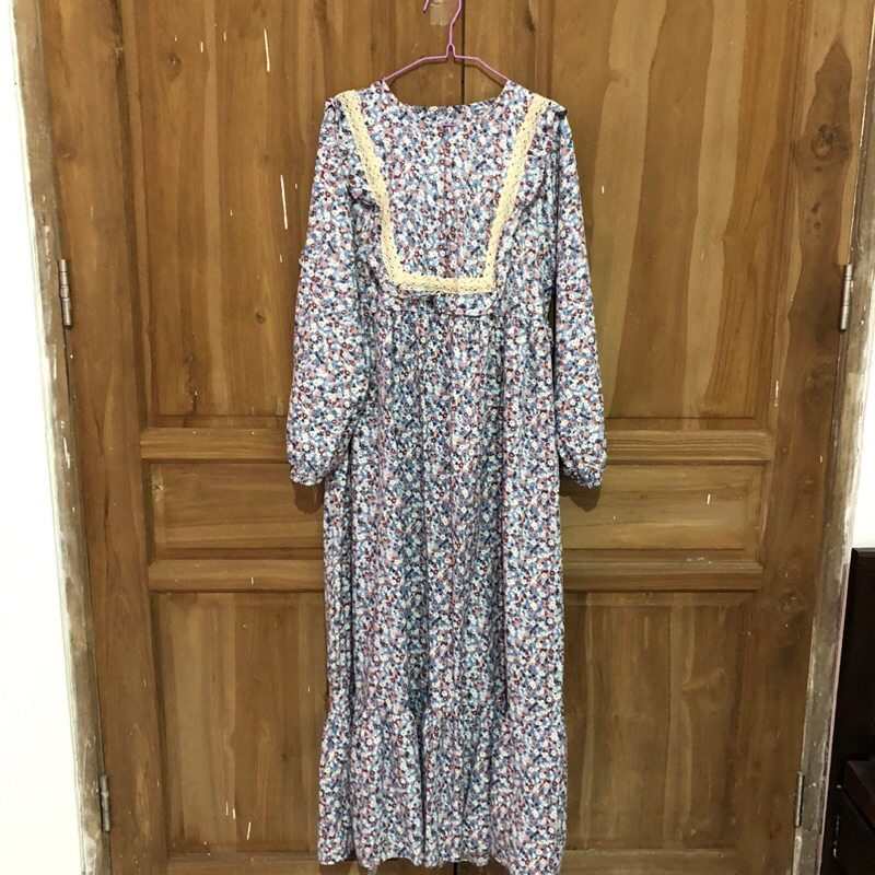 PRELOVED DRESS BUNGA BUNGA MUSLIM