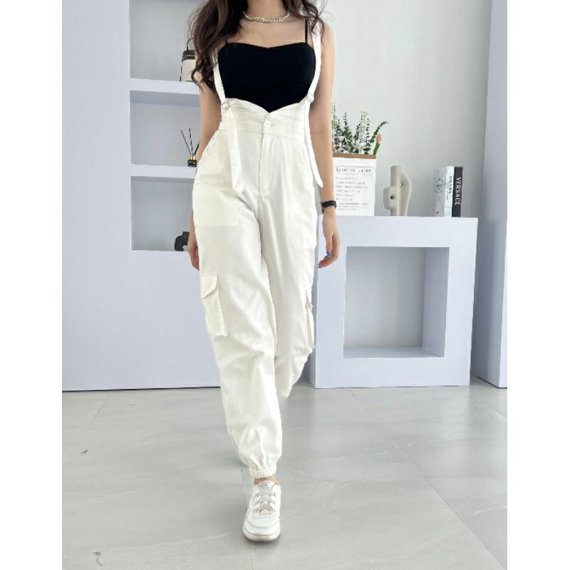 Odette Overall