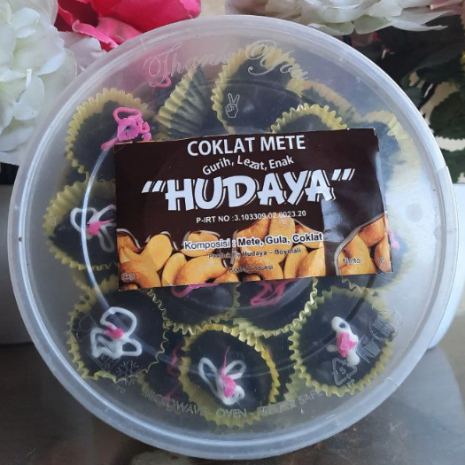 

Hudaya Coklat Mede Kemasan Stoples isi 30 pcs