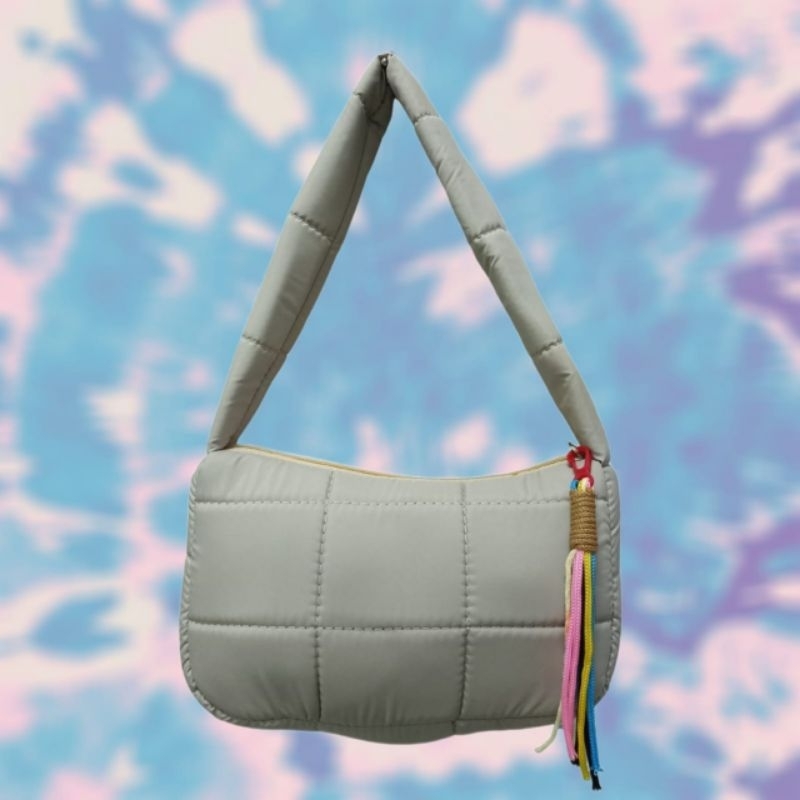 tas selempang wanita/ handbag CD/ tas brended totebag/ tas kekinian/ tas muat banyak/tas puffy/ tas 