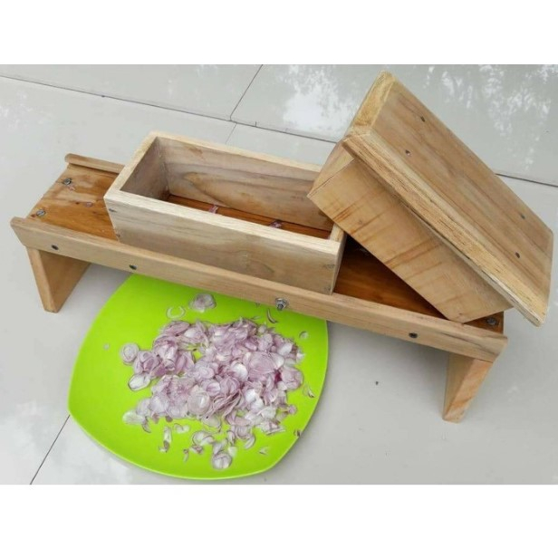 ALAT PENGIRIS SERBAGUNA KAYU JATI / PENGIRIS BAWANG, PISANG SINGKONG